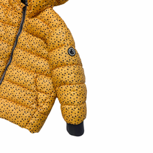 Load image into Gallery viewer, Yellow Quilted Star Puffer Jacket 2/3T
