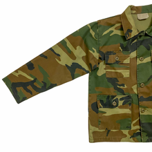 Load image into Gallery viewer, Camo Jacket 8/10Y
