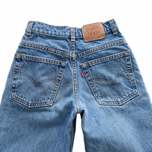 Load image into Gallery viewer, Vintage Medium Blue Wide Leg Levis 12Y
