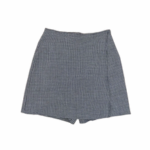 Load image into Gallery viewer, Vintage Plaid Skort W26”
