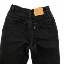 Load image into Gallery viewer, Vintage Black Levis Tapered Leg W25&quot;
