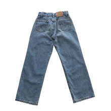 Load image into Gallery viewer, Vintage Levis 565 Wide Leg 12Y
