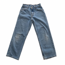 Load image into Gallery viewer, Vintage Levis 565 Wide Leg 12Y
