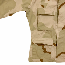 Load image into Gallery viewer, Desert Camo Military Jacket
