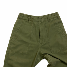 Load image into Gallery viewer, High Waisted Army Green Pants W24&quot;
