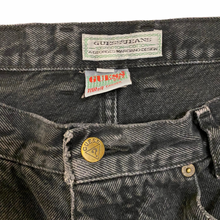 Load image into Gallery viewer, Vintage Guess Relaxed Straight Leg Jeans W30&quot;
