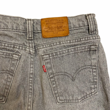 Load image into Gallery viewer, Vintage Gray Levis 531 W27”
