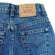 Load image into Gallery viewer, Vintage Levis Modern Fit 10Y
